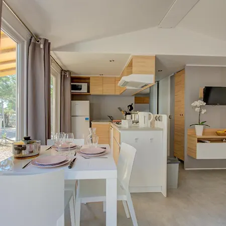 Les Jardins D Agathe Κάμπινγκ *