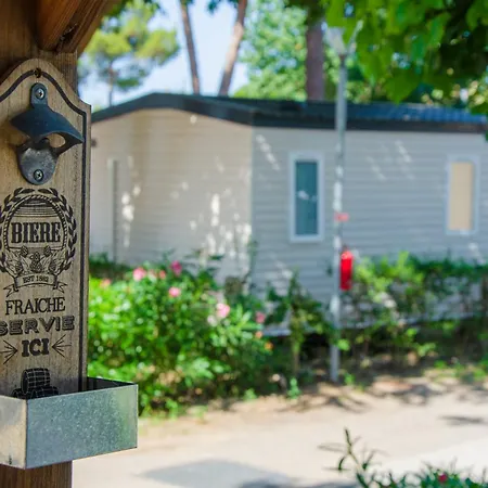 Κάμπινγκ Les Jardins D Agathe *