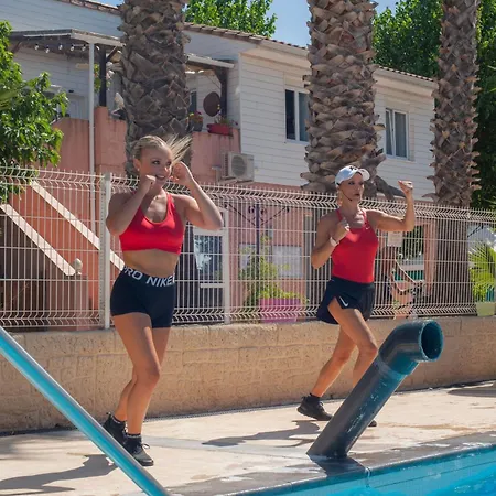 Camping Les Jardins D Agathe Le Grau-dʼAgde