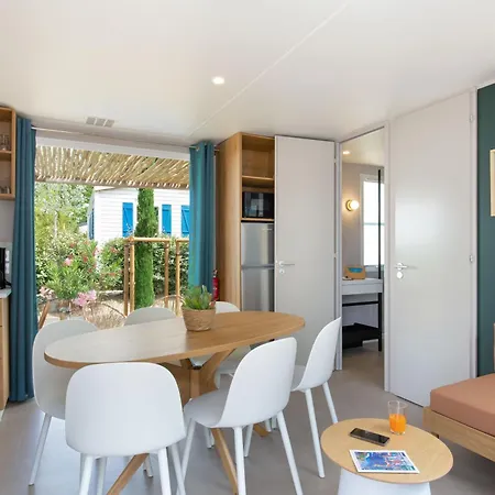 Camping Les Jardins D Agathe *