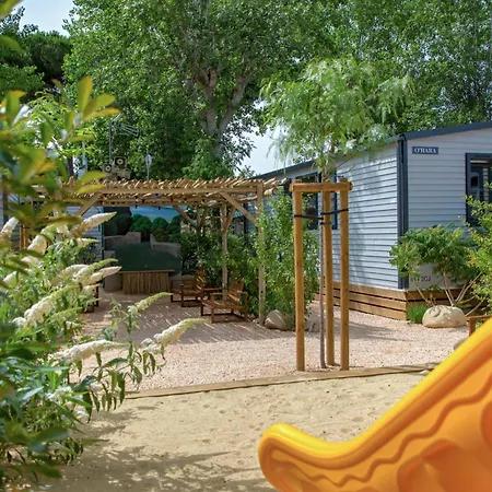 Κάμπινγκ Les Jardins D Agathe