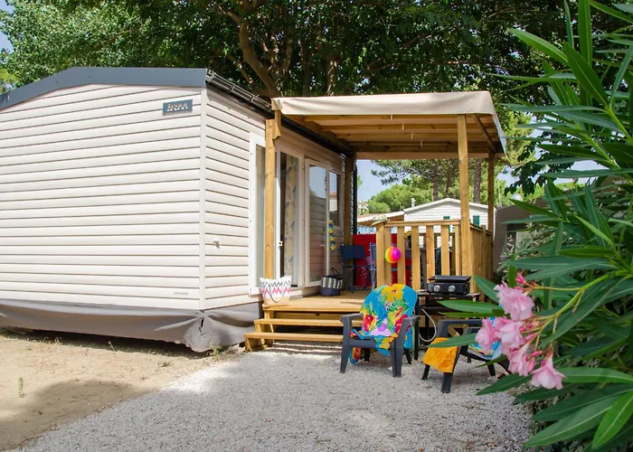 Les Jardins D Agathe Camping *