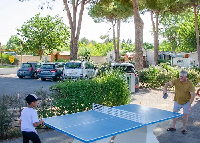 Camping Les Jardins D Agathe *